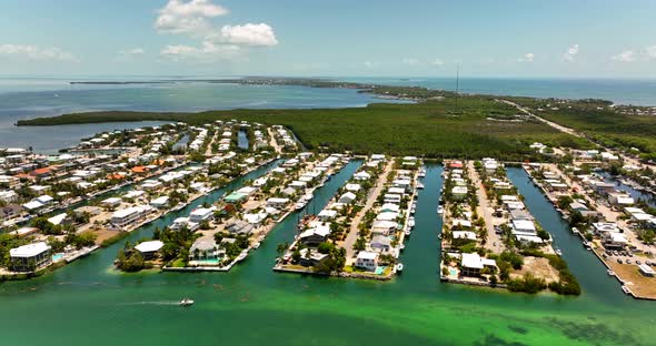 Waterfront homes in the Florida Keys