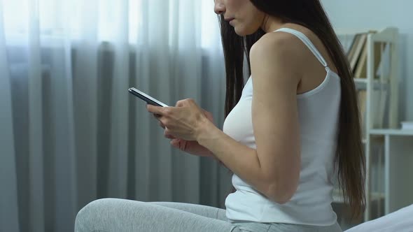 Woman Using Smartphone Suffering Wrist Pain, Carpal Tunnel Symptom, Arthritis