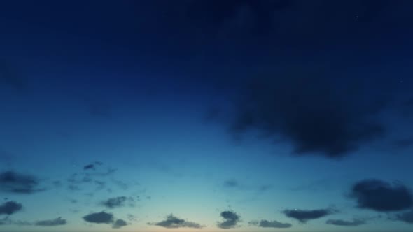 Timelapse Evening Clouds  alt