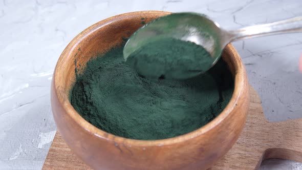 Spirulina Powder Dietary Supplement for Vegan Vegetarian or Plant Based Diet