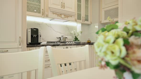 Large Luxury Moden Classic Beige Kitchen with White Dining Table