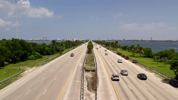 Aerial Still Clip Miami Julia Tuttle Causeway Bridge 4k With Passing Traffic