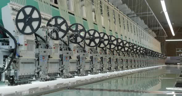 Garment Factory Industrial Embroidery Machine 03