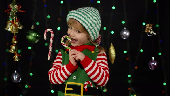 Kid Girl Christmas Elf Santa Claus Helper Costume Licking Candy Cane Lollipop Caramel Sweets