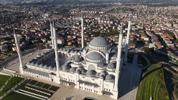 Grand Camlica Mosque