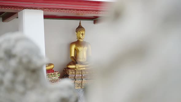 Thailand Gold Buddha Buddhist Statue at Beautiful Bangkok Temple at Wat Pho (Temple of the Reclining