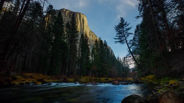 Time Lapse of the amazing El Capitan in Yosemite National Park