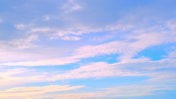 4K Sky Time lapse of Colorful clouds during the moving sun