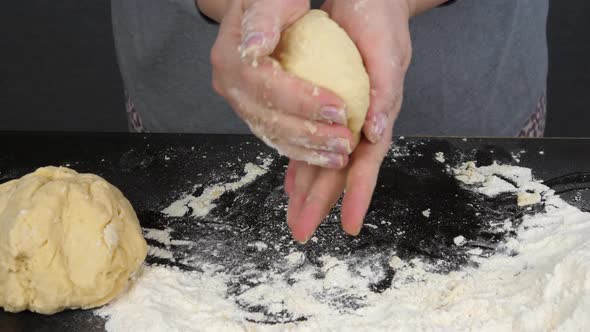 Forming pieces of dough