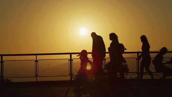 Evening view of people at the Griffith Observatory