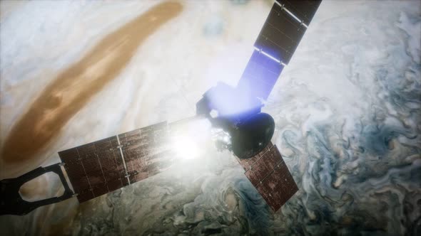 Juno Sattelite Orbiting Jupiter alt