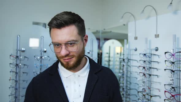 Male patient in optical store
