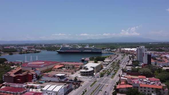 Boat crucero