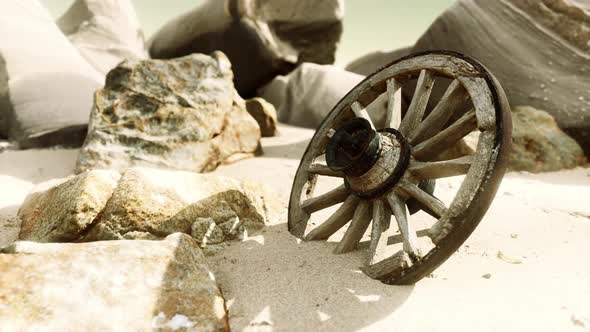 Old Tradition Waggon Wheel on the Sand alt