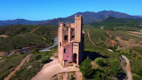 Amazing aerial shots of the Castillo de Mota in Andalucia in the middle of the mountains and nature.