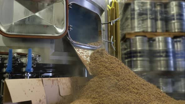 Mashing Out Malt During the Brewing Process