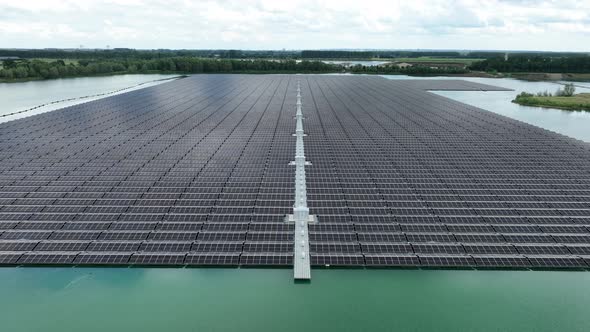 Clean Sustainable Energy Generation Using Solar Panels on a Large Pond in The Netherlands Druten