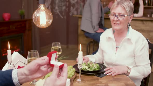 Old Lady Gets Marriage Proposal on a Romantic Date