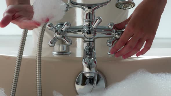 Hot Bath With Gentle Foam