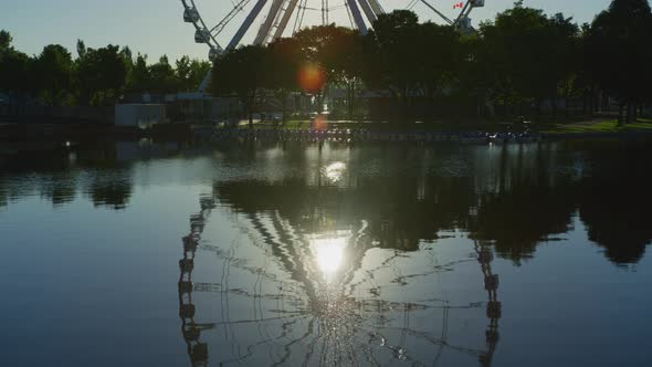 Montreal Ferris Wheel and its reflection