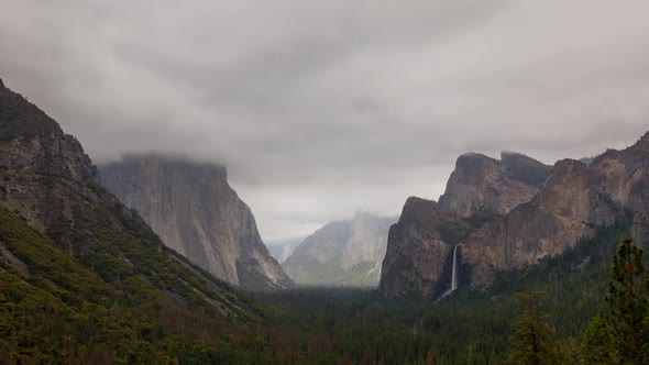 Yosemite Valley Time Lapse