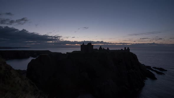 Timelapse of Dunnottar Castle at dawn