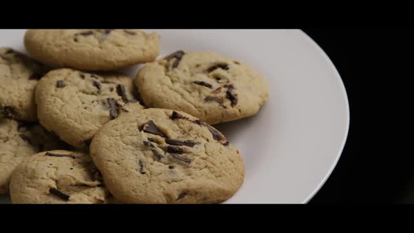 Cinematic, Rotating Shot of Cookies on a Plate - COOKIES 008