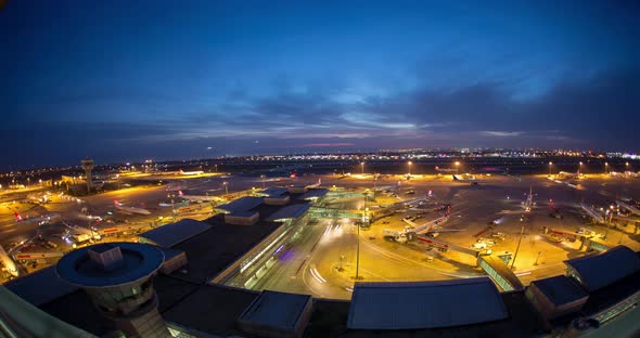 Airport landing time lapse