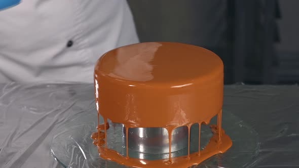  Cake with Caramel Icing