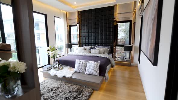 Stylish and Elegance Master Bedroom Decoration Idea