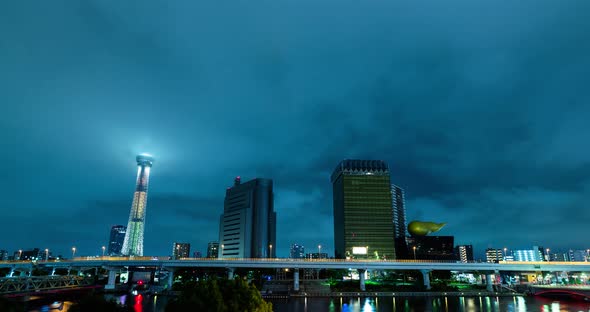 Timelapse of Tokyo city at night 