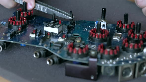 Repair of Electronic Devices Tin Soldering Parts