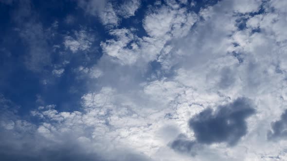 Photography Daytime Sky With Fluffy Clouds Video Loop