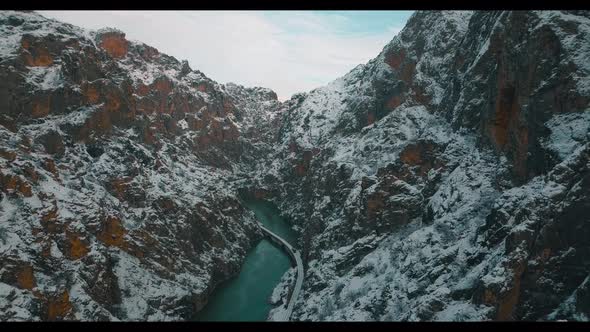 train ride between mountains