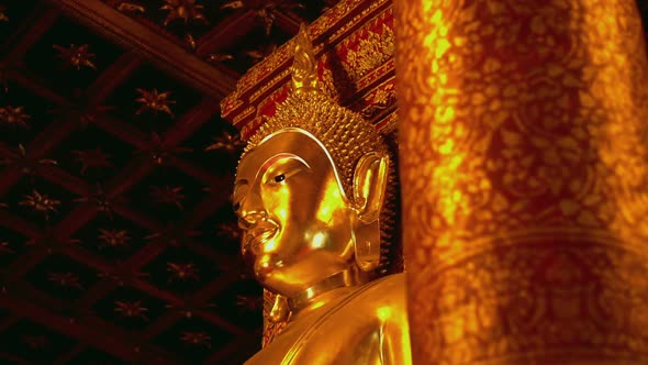 Buddha Statue At Wat Phumin 02